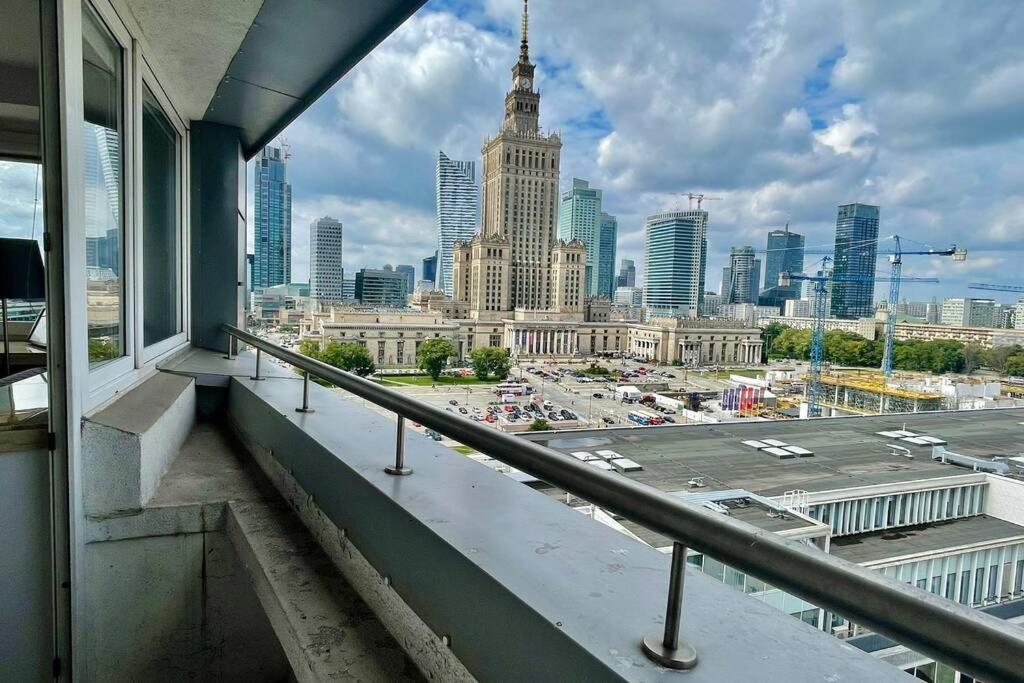Sawa Apartment 2Xmetro Wifi 500 Mbs 50'Tv Netflix Hbo Appletv+ Варшава Екстериор снимка