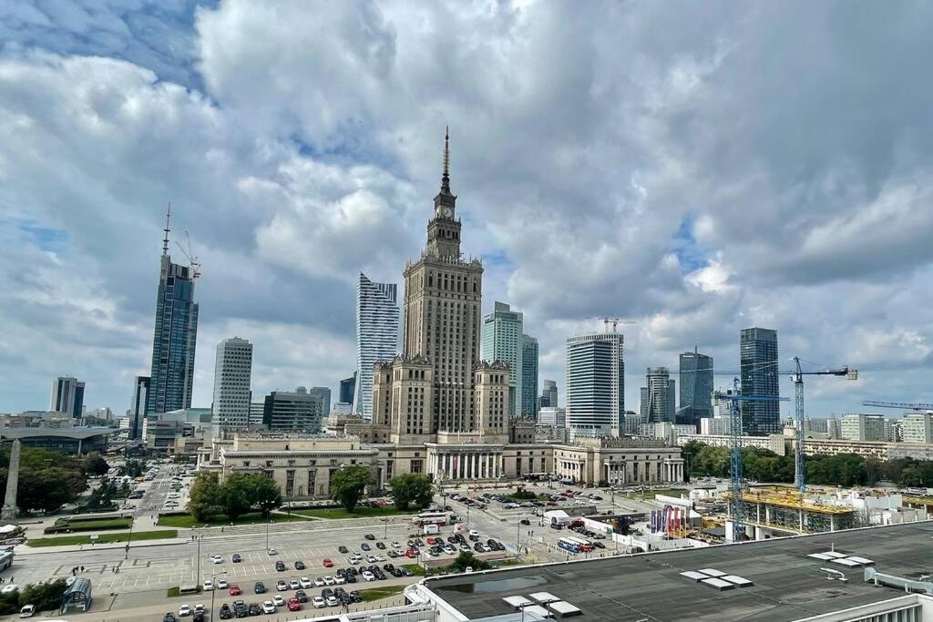 Sawa Apartment 2Xmetro Wifi 500 Mbs 50'Tv Netflix Hbo Appletv+ Варшава Екстериор снимка