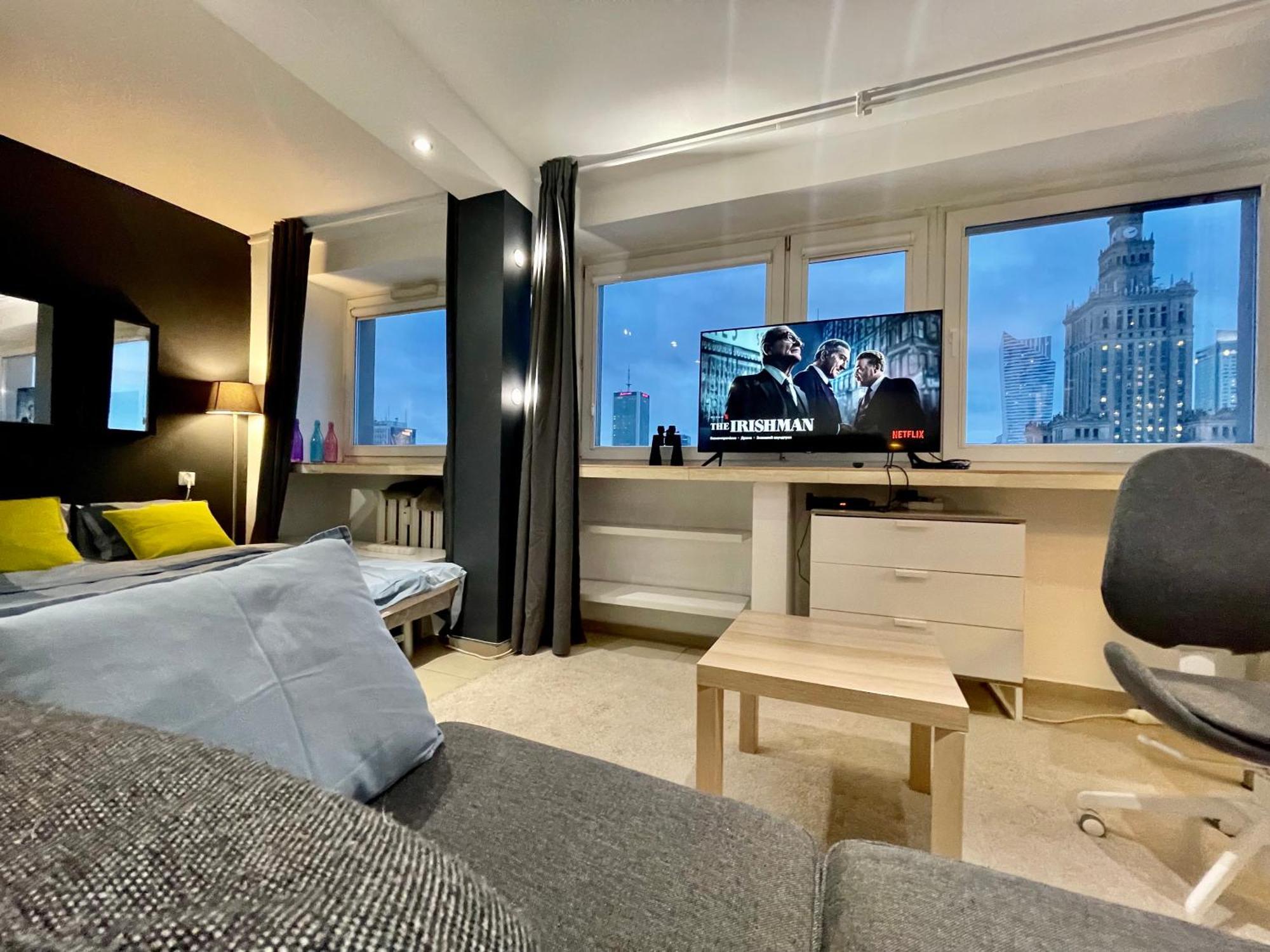 Sawa Apartment 2Xmetro Wifi 500 Mbs 50'Tv Netflix Hbo Appletv+ Варшава Екстериор снимка
