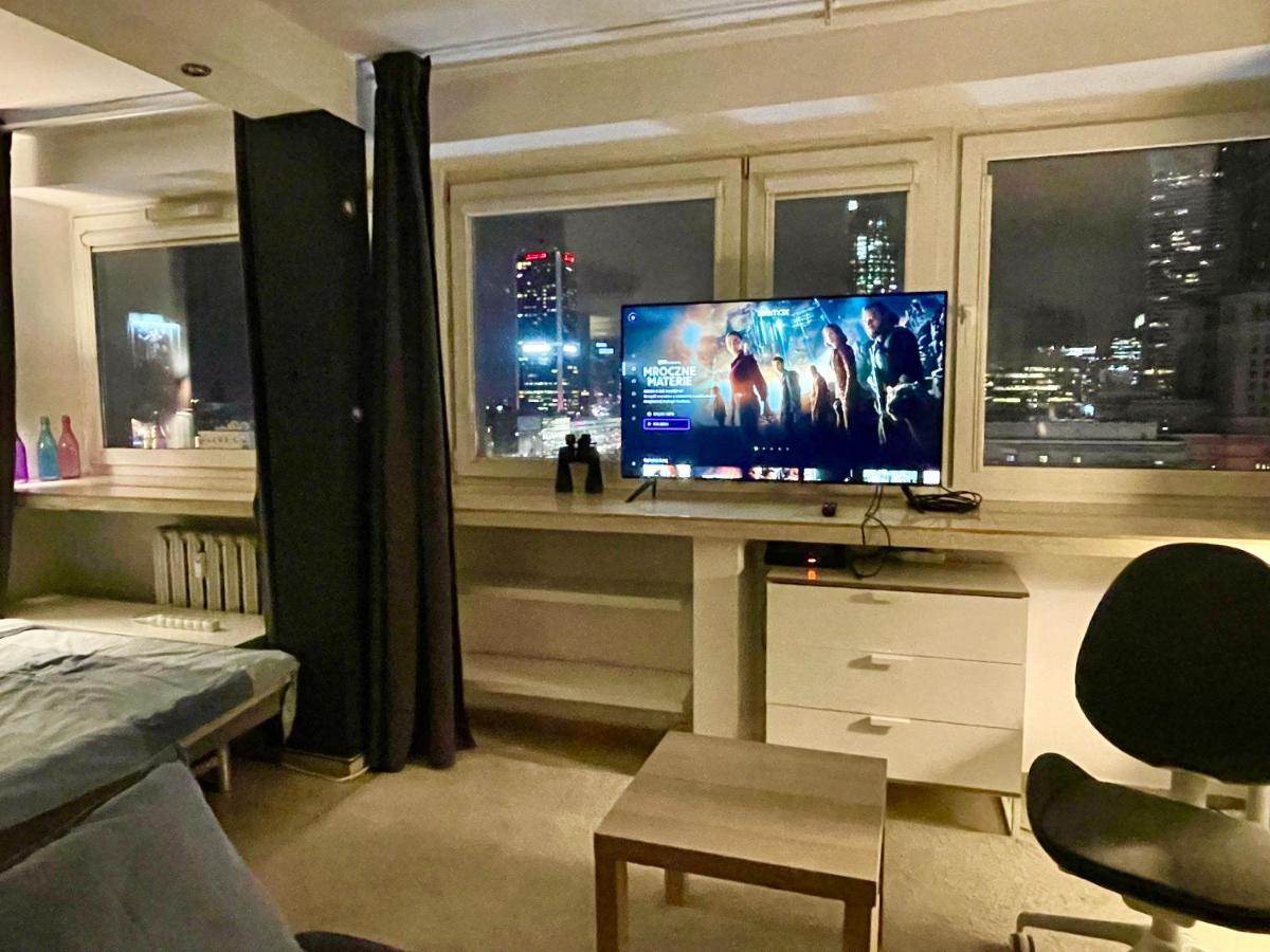 Sawa Apartment 2Xmetro Wifi 500 Mbs 50'Tv Netflix Hbo Appletv+ Варшава Екстериор снимка